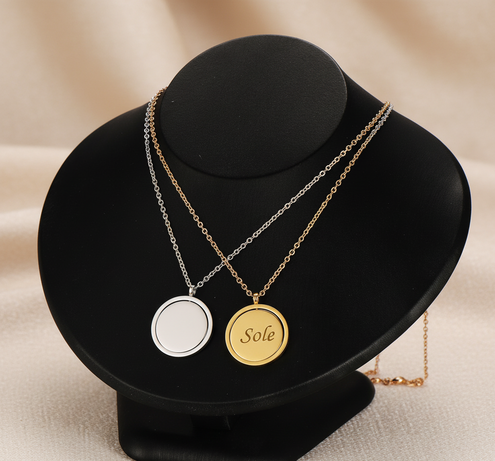 Collana Spinner medaglione girevole Personalizzato – Nome o Data Incisa in Acciaio Inossidabile