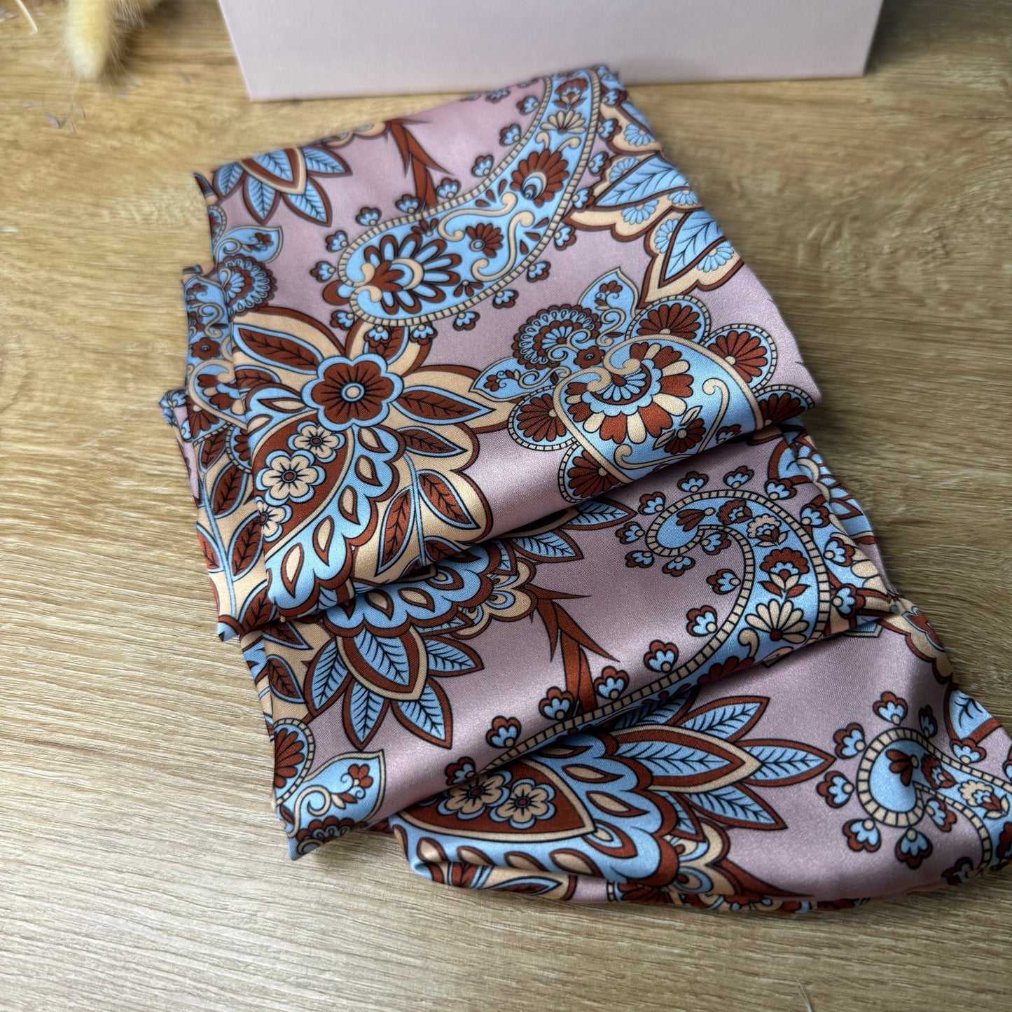 Bomboniera Foulard Satin Made in Italy trame esclusive