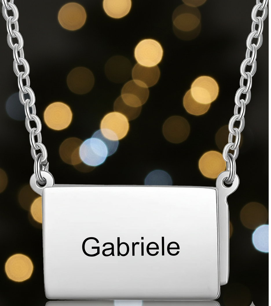 Collana “Lettera del Cuore” – Personalizzata con Nome, in Acciaio Inossidabile (con vano)