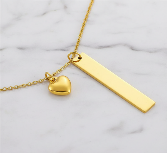 Collana Targhetta Rettangolare dell’Amore con cuoricino pendente – Personalizzabile