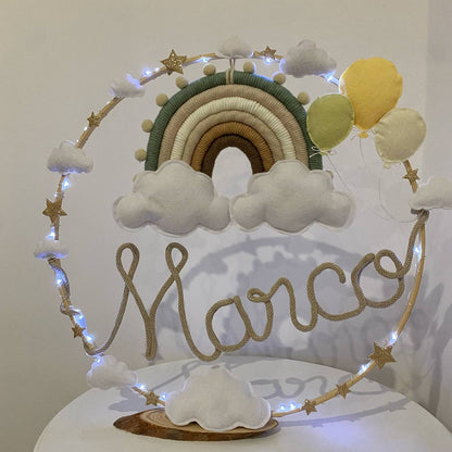 Arcobaleno nel cerchio d'appoggio decoro per festa e cameretta