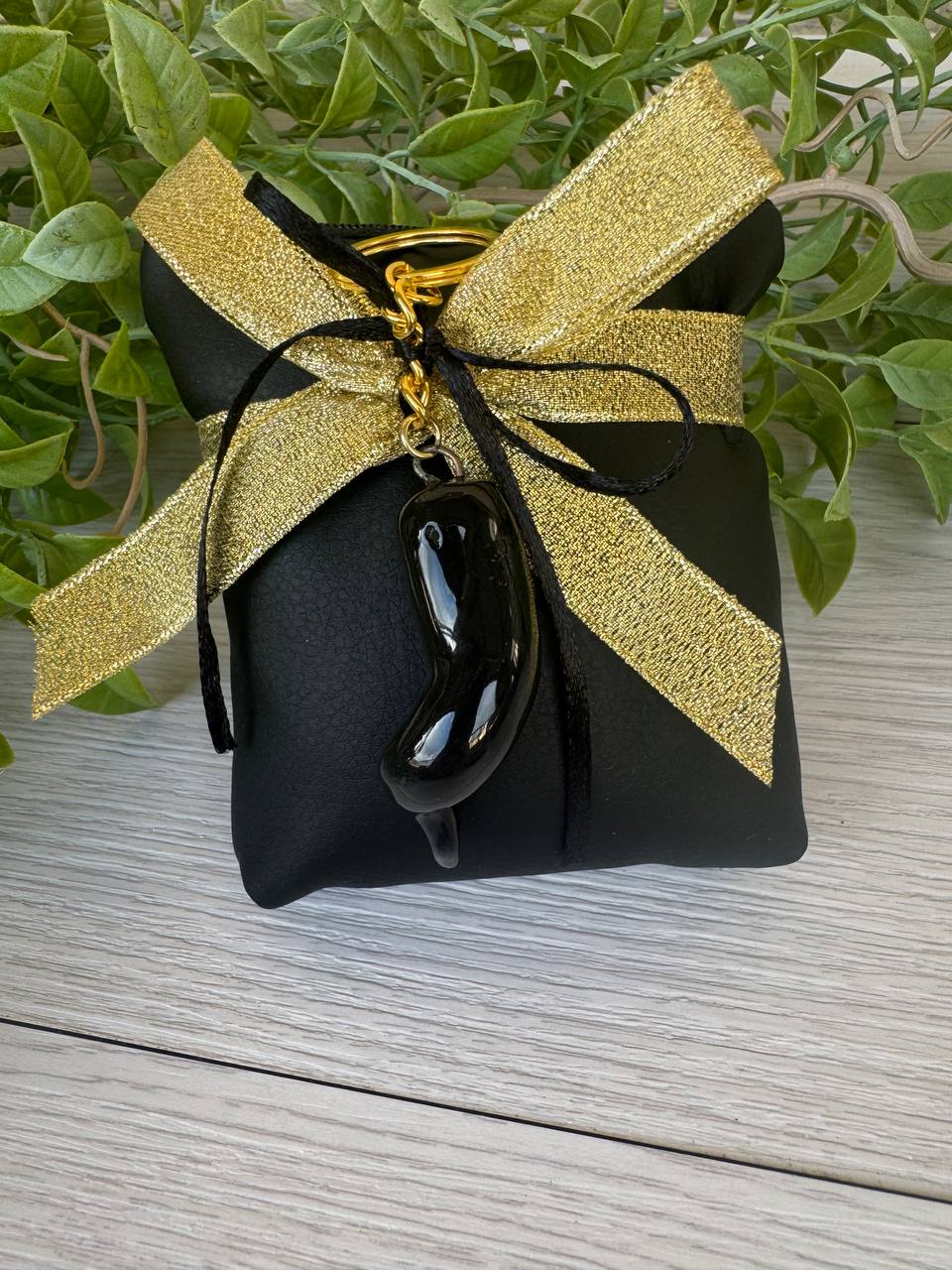 Bomboniera Pochette quadrata ecopelle portaconfetti con bracciale